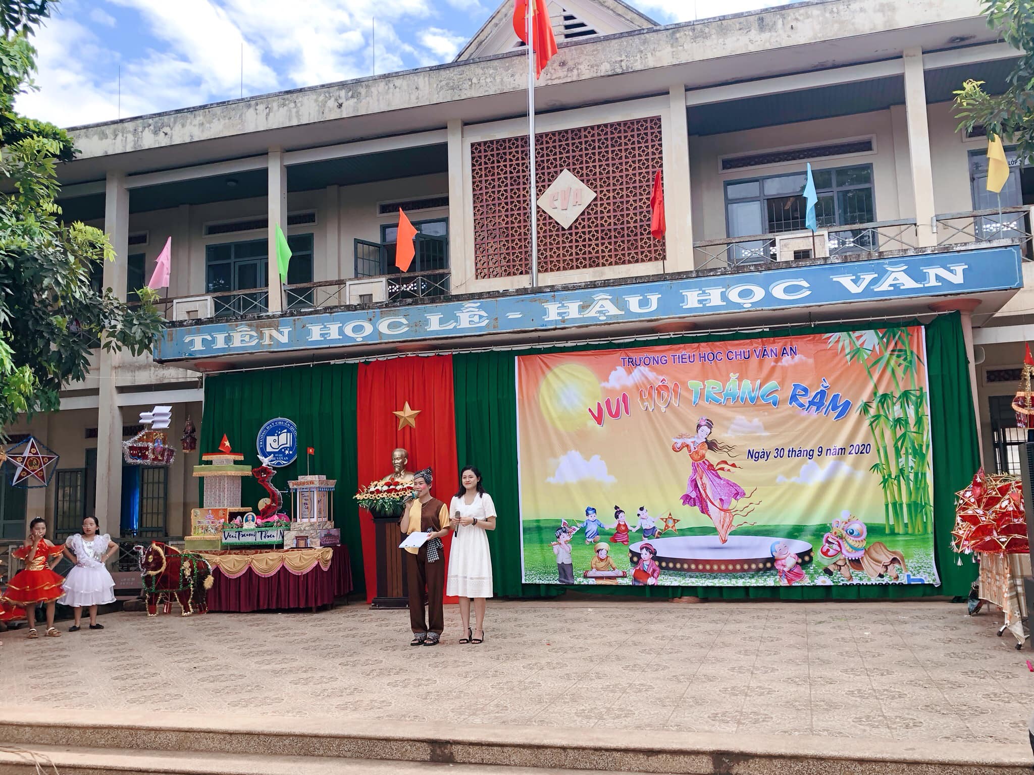 Vui hội trăng rằm 2020.